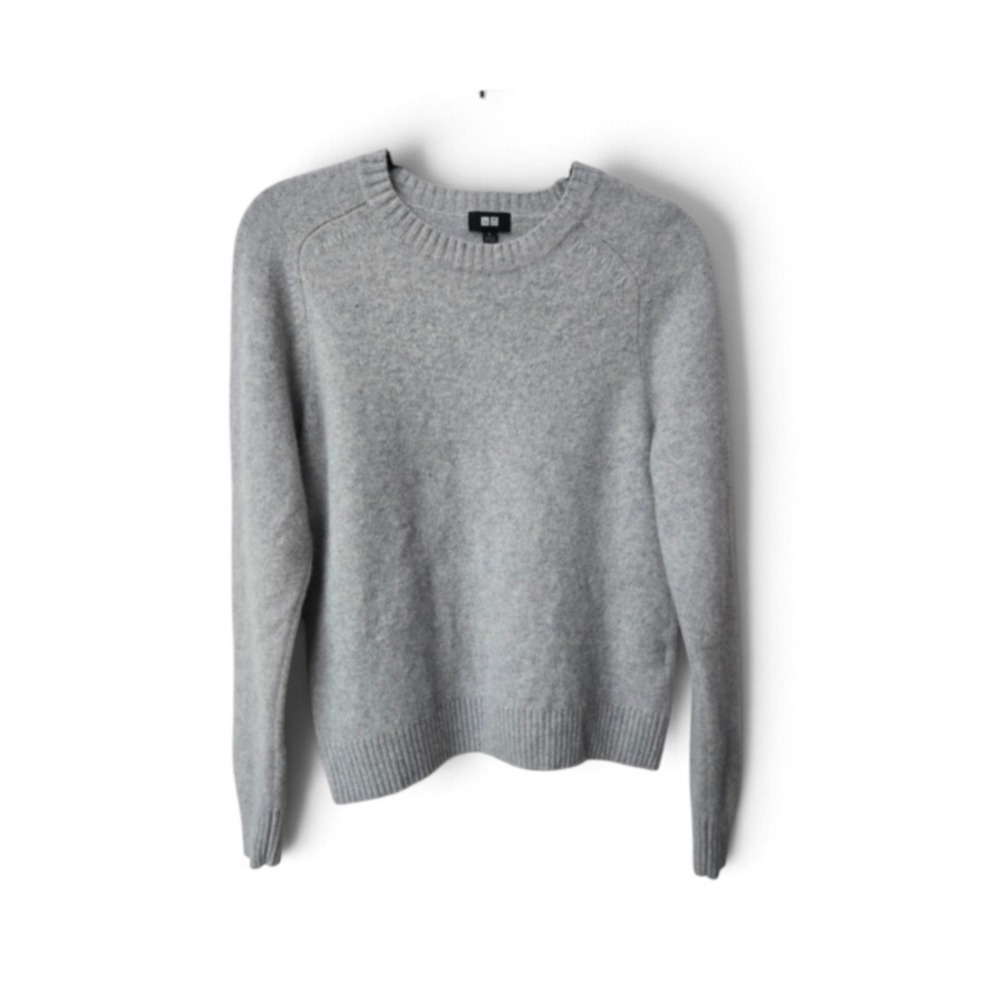 Uniqlo Womens 100% Wool Crew Neck Sweater Light Gray L 451-478541